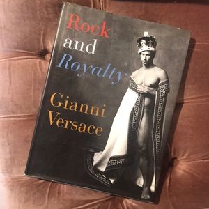 Rock & Royalty Gianni Versace Fashion 1st EDITION